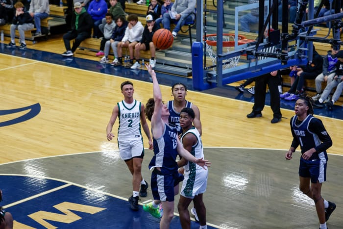 Peoria Richwoods Illinois Lee's Summit West Missouri boys basketball January 20 2024 Nate Latsch 25633